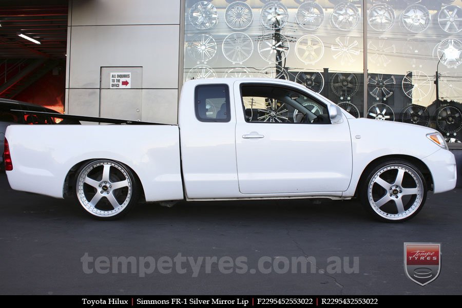 22x8.5 22x9.5 Simmons FR-1 Silver on TOYOTA HILUX