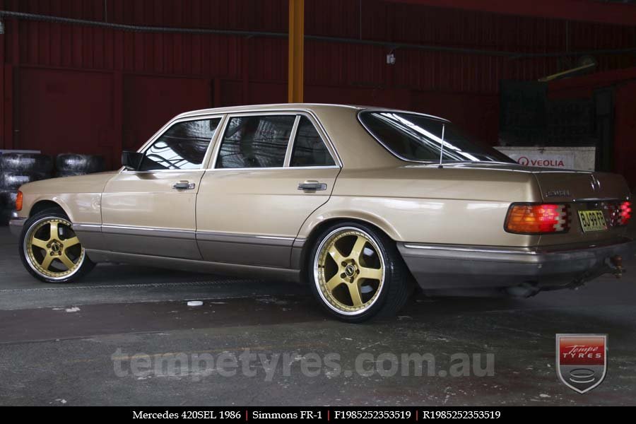 19x8.5 19x9.5 Simmons FR-1 Gold on MERCEDES 420SEL