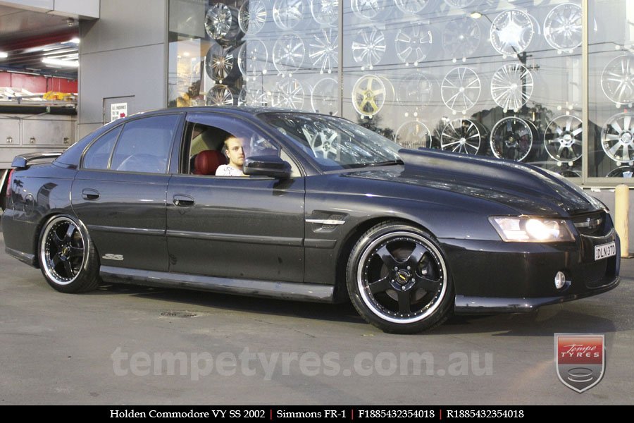 18x8.5 18x9.5 Simmons FR-1 Gloss Black on HOLDEN COMMODORE