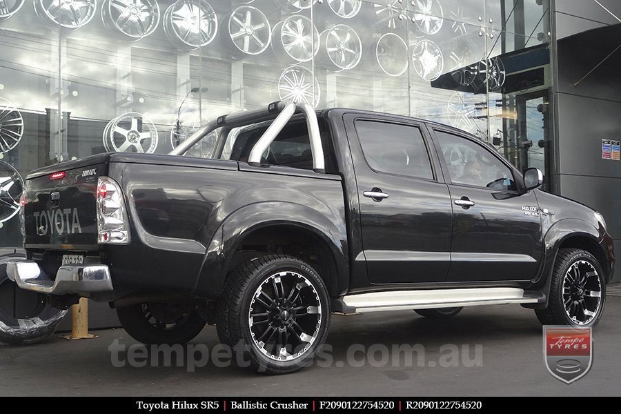 20x9.0 Incubus Crusher on TOYOTA HILUX SR5