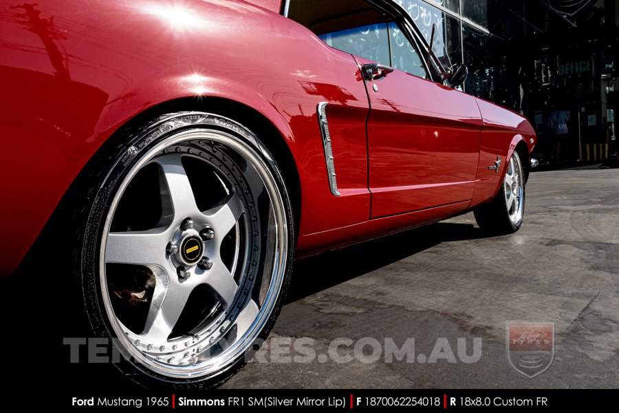 18x7.0 18x8.5 Simmons FR-1 Silver on Ford Mustang