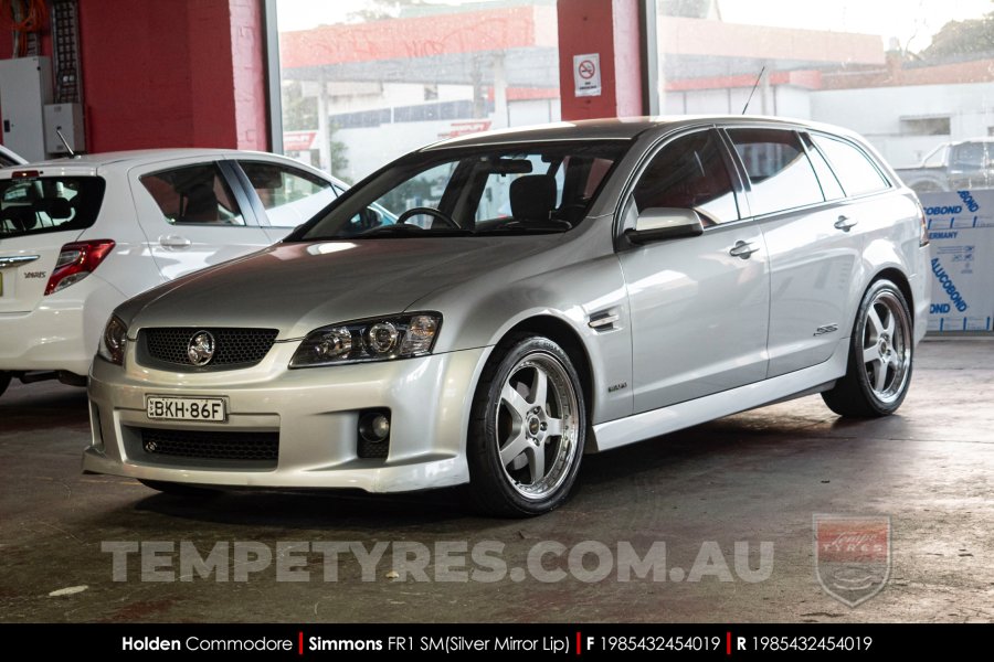 19x8.5 19x9.5 Simmons FR-1 Silver on Holden Commodore