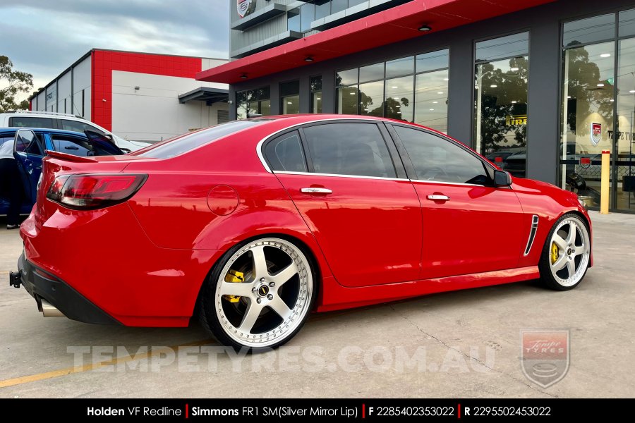 22x8.5 22x9.5 Simmons FR-1 Silver on Holden Commodore VF