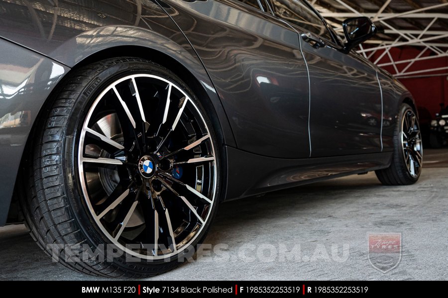 19x8.5 19x9.5 7134 Black Polished on BMW M135