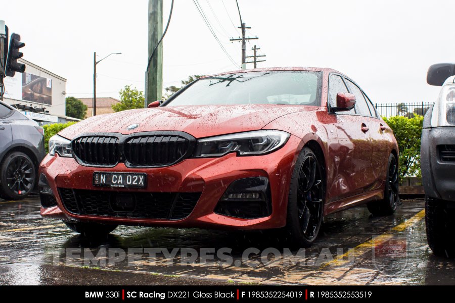 19x8.5 SC Racing DX221 Black on BMW 3 Series