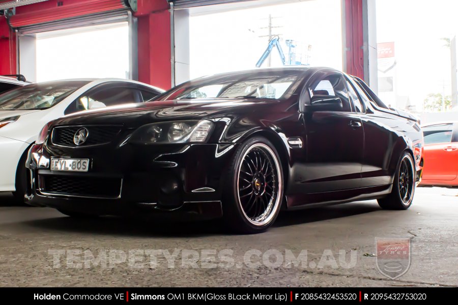 20x8.5 20x9.5 Simmons OM-1 Gloss Black on Holden Commodore VE