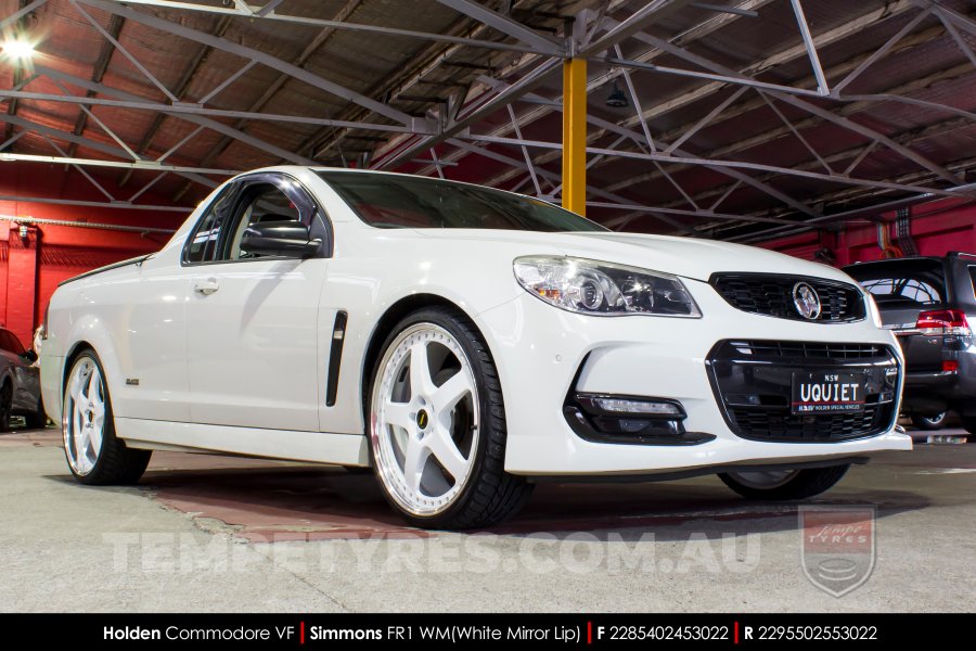 22x8.5 22x9.5 Simmons FR-1 White on Holden Commodore VF