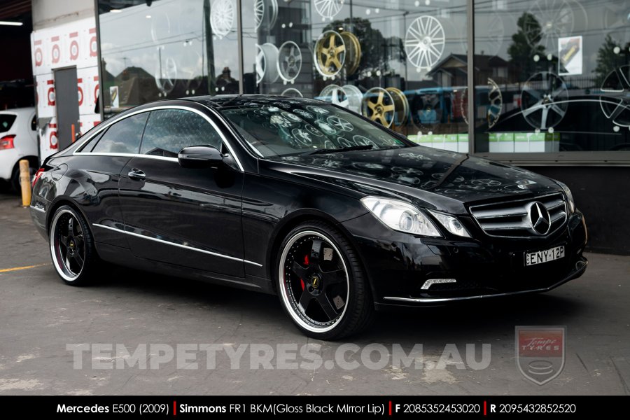 20x8.5 20x9.5 Simmons FR-1 Gloss Black on Mercedes E-Class