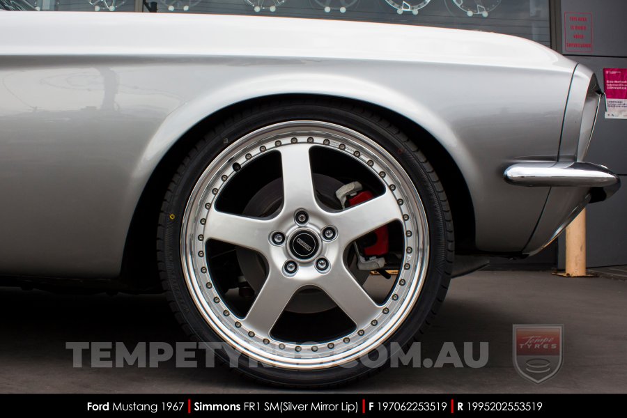 19x7.0 19x8.5 Simmons FR-1 Silver on Ford Mustang