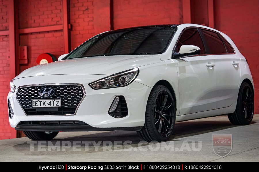 18x8.0 Starcorp Racing SR05 Satin Black on Hyundai i30