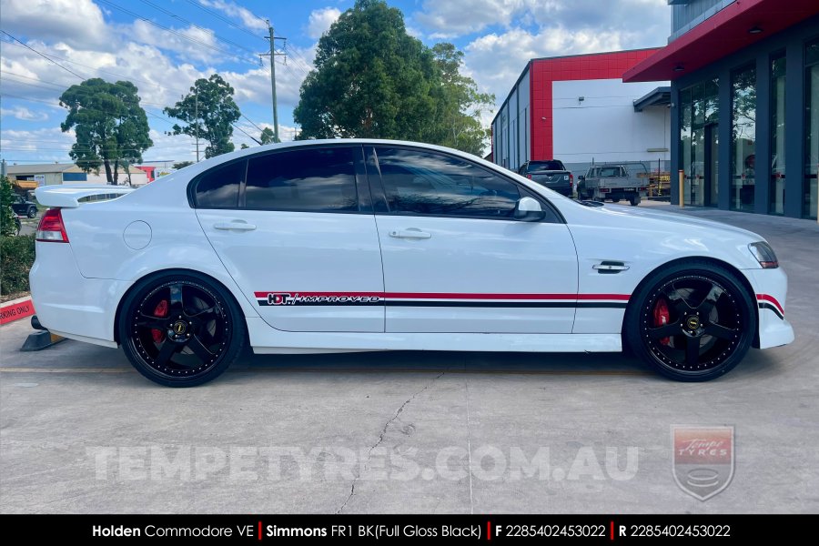 22x8.5 22x9.5 Simmons FR-1 Gloss Black on Holden Commodore VE