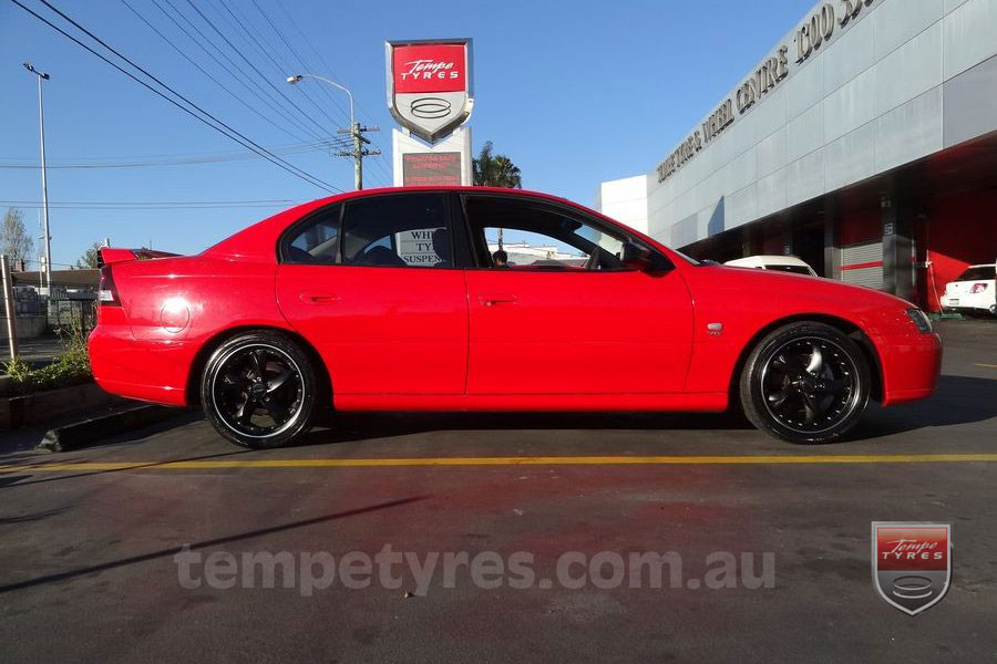 10x7.0 Starcorp E Series on HOLDEN COMMODORE