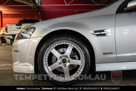 19x8.5 19x9.5 Simmons FR-1 Silver on Holden Commodore