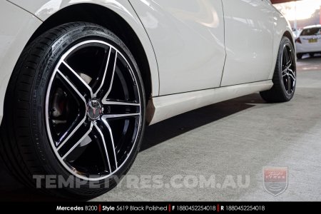 18x8.0 5619 Black Polished on Mercedes B-Class