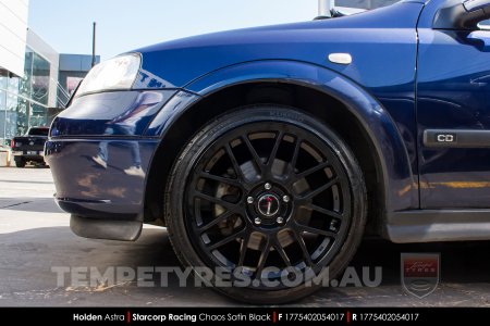 17x7.5 Starcorp Racing L2018 CHAOS on Holden Astra