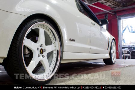 22x8.5 22x9.5 Simmons FR-1 White on Holden Commodore VF