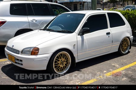 17x7.0 17x8.5 Simmons OM-1 Gold on Toyota Starlet