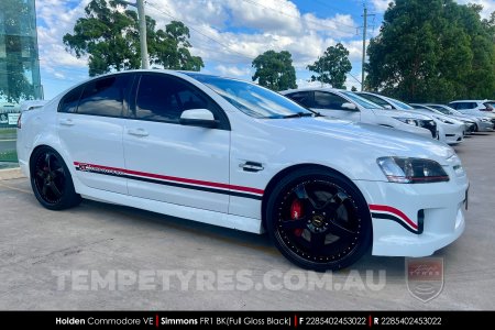 22x8.5 22x9.5 Simmons FR-1 Gloss Black on Holden Commodore VE