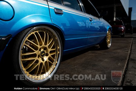 20x8.5 20x9.5 Simmons OM-1 Gold on Holden Commodore VC