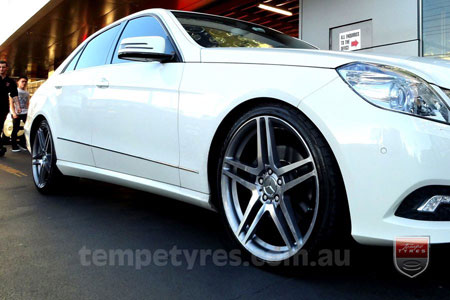 20x8.5 Style5245 on MERCEDES C-CLASS