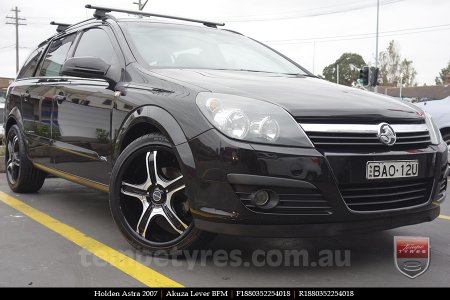 18x8.0 Akuza Lever BFM on HOLDEN ASTRA