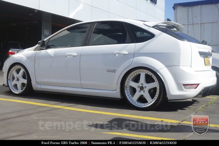 20x8.5 20x9.5 Simmons FR-1 White on FORD FOCUS
